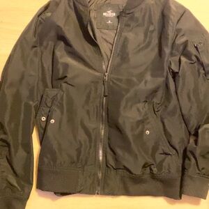 Hollister Men's Black Bomber Jacket with Zip Front and Ribbed Trim